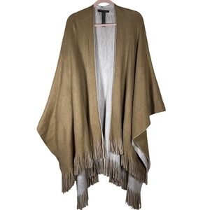 NWOT Vince Camuto Reversible Tan Cream Knit Fringe Poncho Shawl Wrap